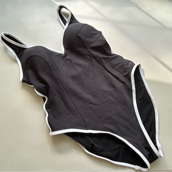 Sea Level Swim Australia one piece swimsuit 10 Black - Picture 9 of 9